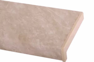 Parapet PVC o marmurkowej fakturze z zaokrąglonym noskiem (Botticino).