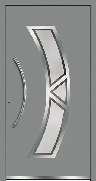 Nowoczesne, szare drzwi z pionowym, zakrzywionym uchwytem po lewej oraz szeroką, metaliczną wstawką w kształcie łuku z geometrycznymi podziałami po prawej.
